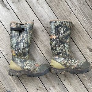 Cabelas insulated rubber hunting boots